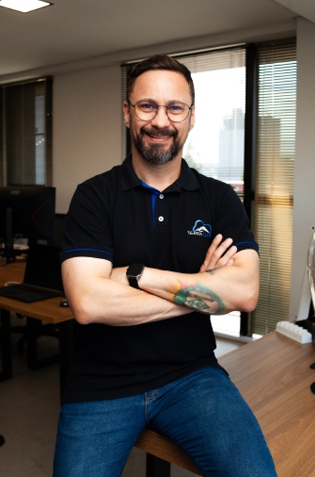 Márcio Nitibailoff